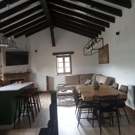 Pilupeta Casa De Aldea * Goje