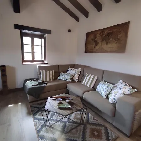 Pilupeta Casa De Aldea * Goje