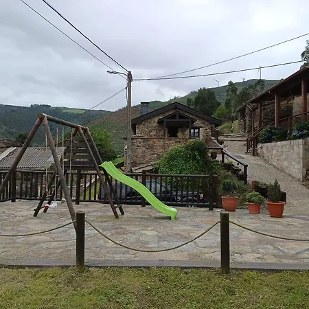 Pilupeta Casa De Aldea